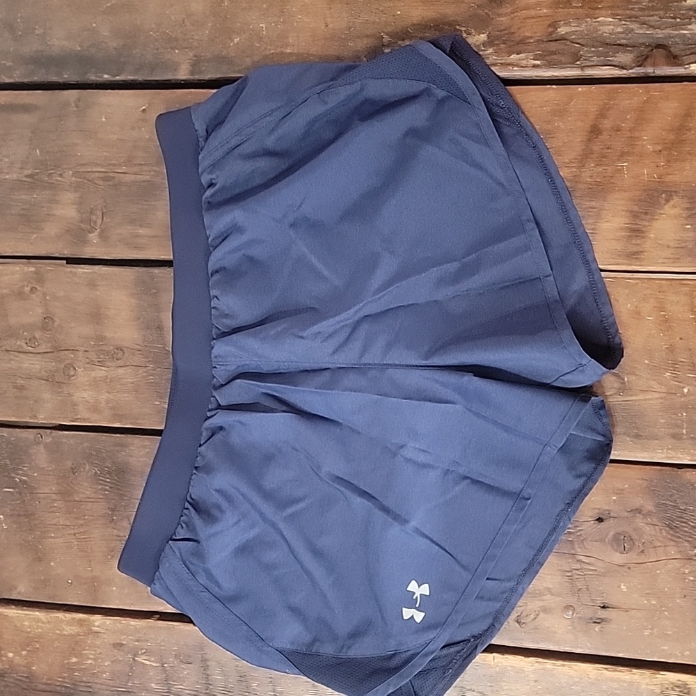 UNDER ARMOR Women's Athletic Short